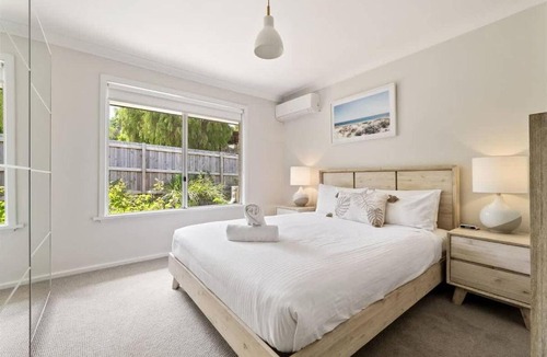 Dunsborough House | Dolce Vita - A Beachside Family Garden Retreat