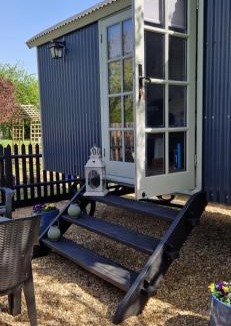 Ibsley Bed & Breakfast | Dolly at Lowlands