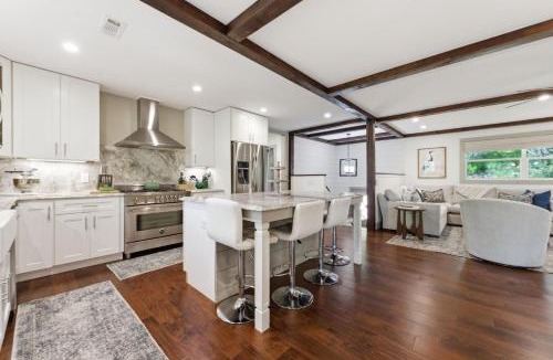 Highlands Hills House | Dolly Woods