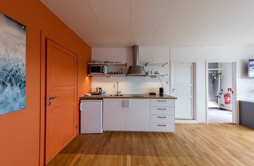 Hitra Hotel | Dolmsundet Hotell Hitra