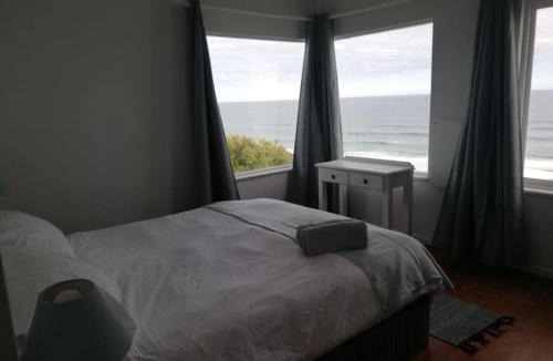 Great Brak River Villa | Dolphin Dune - Beach House