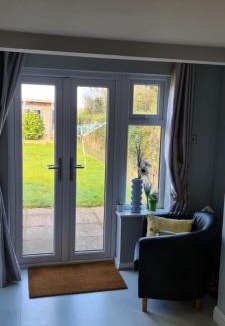Knott End-on-Sea House | Dolphin House
