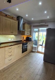 Knott End-on-Sea House | Dolphin House
