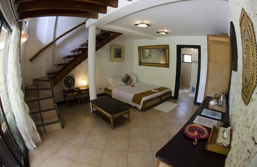 Moalboal Resort | Dolphin House