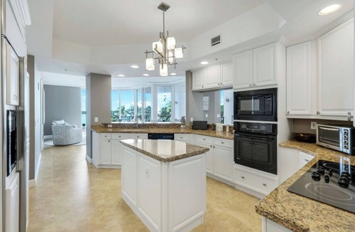 Isles of Capri Condo | Dolphin Paradise on the Isles of Capri FL near Marco Island and Naples