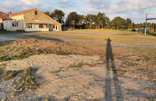 Saint-Philbert-de-Bouaine House | Domaine de Bel air. Base Ulm. Salle des fêtes. Ample parking. 25 min from Nantes