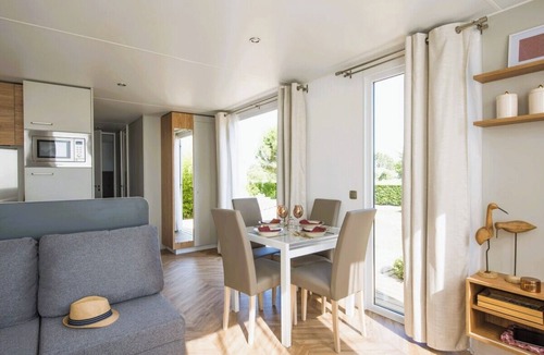 Saint-Privat-de-Champclos RV Rental | Domaine le Clos des Capitelles