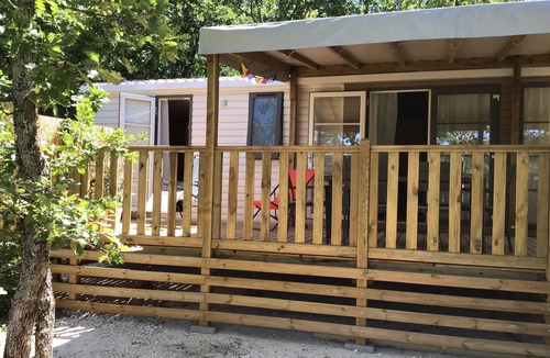 Saint-Privat-de-Champclos RV Rental | Domaine le Clos des Capitelles