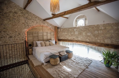 Saint-Front-de-Pradoux House | Domaine de Beaufort