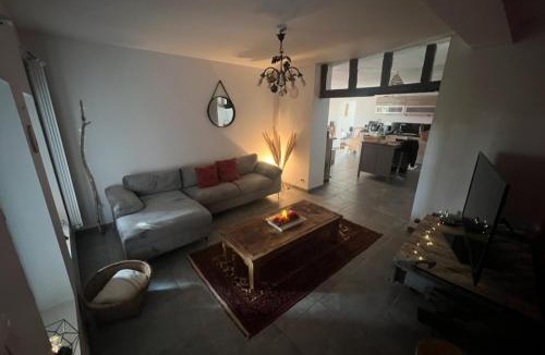Pomarez House | Domaine de Camentroun