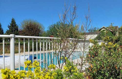 Chateaubernard Hotel | Domaine de l'Echassier, The Originals Relais