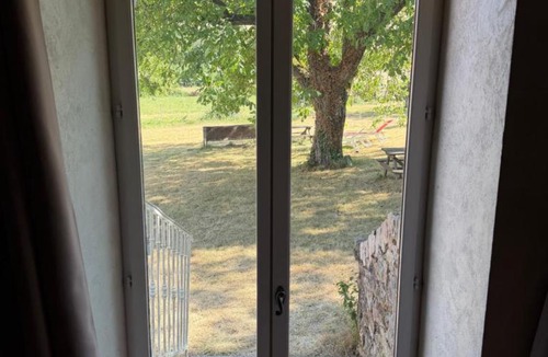 Couches Bed & Breakfast | Domaine Les Bertrands