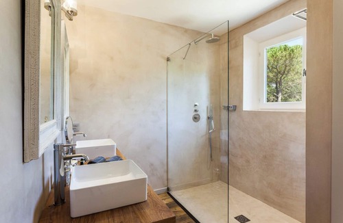 Cote d'Azur- French Riviera Bed & Breakfast | Domaine Les Mésanges