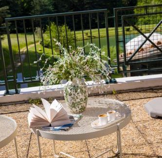Dieulefit Hotel | Domaine Les Sources de Dieulefit