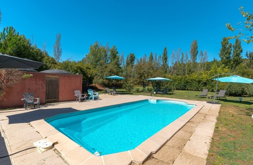 Roussillon House | Domaine Plan des Devens – Peaceful 4-Star Retreat with Heated Pool