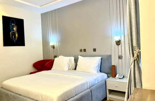 Kaduna Hotel | Dome Suites by Makblo