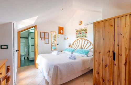 Torre di Bari Hotel | Domus De Janas Sul Mare