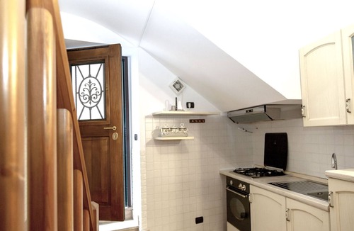 Pofi Apartment | Domus Essentia