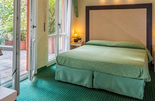 Lecco Hotel | Don Abbondio
