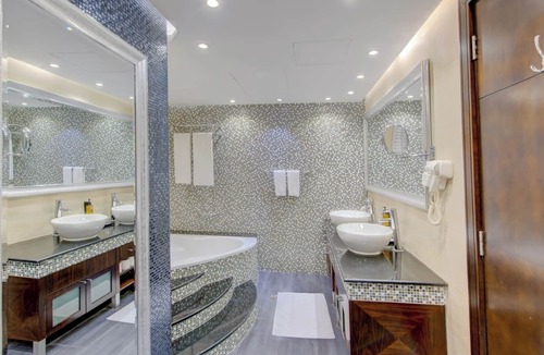Al Barsha 1 Hotel | Donatello Hotel