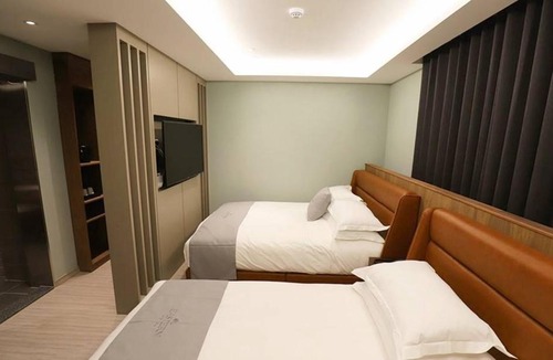 Sincheondong Hotel | Dongdaegu Station Eastern Hotel