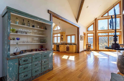 Ancram House | Doodletown Lodge: Pool, Tennis, Pickleball,Hiking+