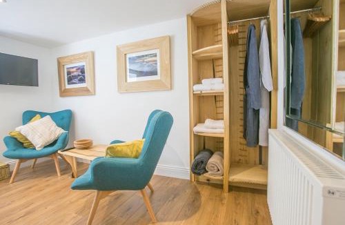 Porthleven Apartment | Doolittle