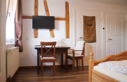 Rosenfeld Apartment | Doppelzimmer Hofblick