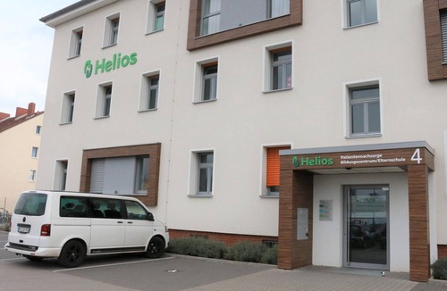 Oststadt/Stadtfeld Apartment | Doppelzimmer mit Eigenem Bad