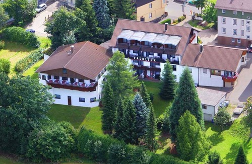 Schoemberg Apartment | Doppelzimmer Talseite Komfort Plus mit Frühstück