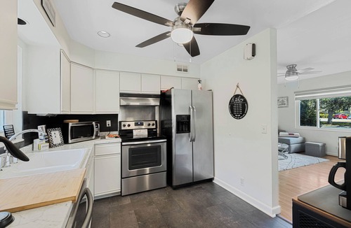 Mount Dora House | Doras Dream, 4 Bedrooms, Sleeps 12, Downtown