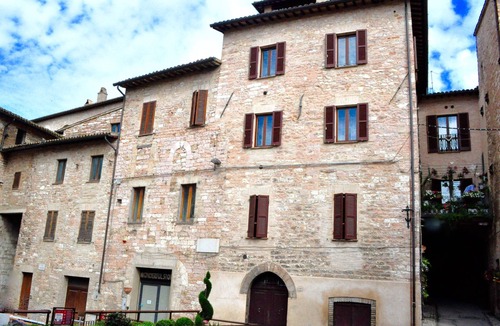 Spello Apartment | DORMIO shabby chic suite in Spello