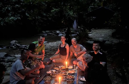 Bukit Lawang House | Dormitory Orangutan Backpacker & Jungle Trekking