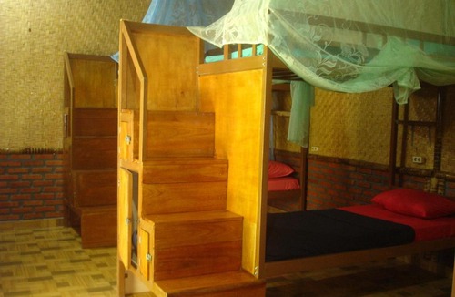 Anturan Hostel | Dormitory Sedap Malam
