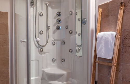 Monte San Savino House | DormiVeglia B&B