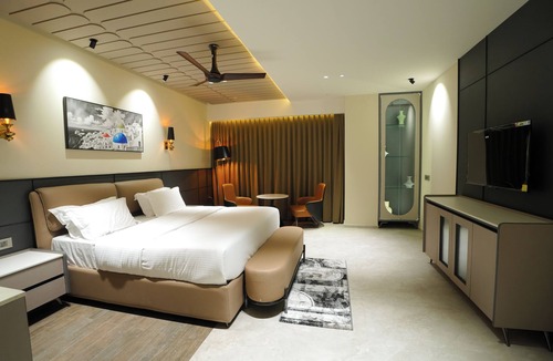 Mannarkkad Hotel | DORO ROYAL SUITE