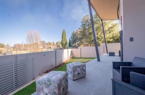 Dullstroom Villa | Dorpshuis