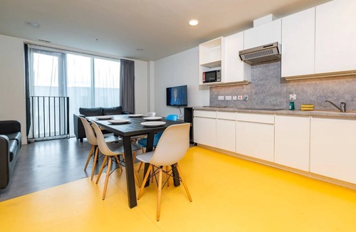 Broadstone Apartment | Dorset Point - Aparto