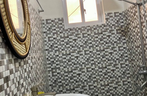 Daanbantayan House | Dos Marias Tourist Inn
