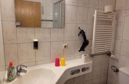 Parow House | Double/2-bed room 01 Ground floor - Guesthouse Am Schloss