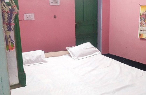 Faizabad House | Double bed Room 2