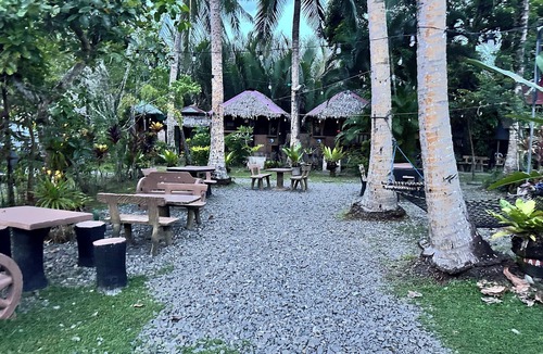 Baler Cabin | DOUBLE BUDGET ROOM WITH SHARED TOILET