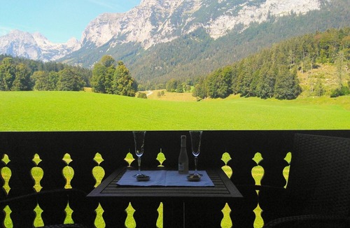 Ramsau bei Berchtesgaden Apartment | Double room no. 5, apartment, 1-2 persons, 40 sqm, west-facing balcony, W-LAN