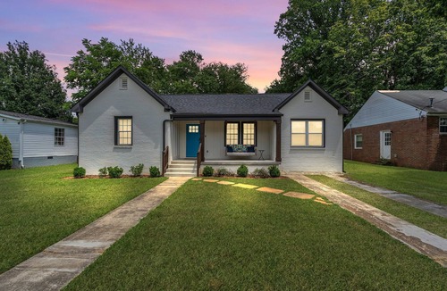 Murfreesboro House | Double Diamond Rentals- 4bdr near MTSU/City Square