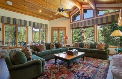 Deer Valley Apartment | Double Eagle at Deer Valley Resort - Three Bedroom Condo with Hot Tub #17
