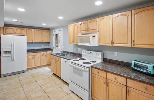 Sandy House | "Double Lodge" has 2 kitchens, Free Ski Rental, game room, sleeps 13, perfect for families or groups
