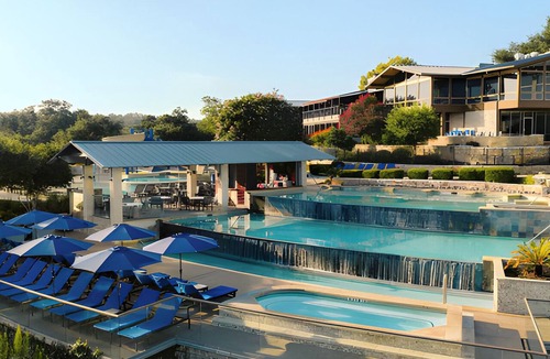 Lakeway Hotel | Double Queen Lakeview at Lakeway Resort & Spa, Outdoor Pool!