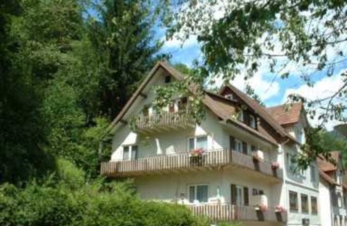 Schoenmuenzach Bed & Breakfast | Double Room 1 - Adieu Everyday life: Pension Oesterle in the Black Forest