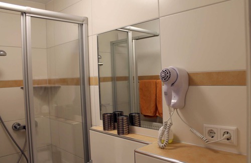 Bad Windsheim Bed & Breakfast | Double room 2 - Pension Pastoriushaus