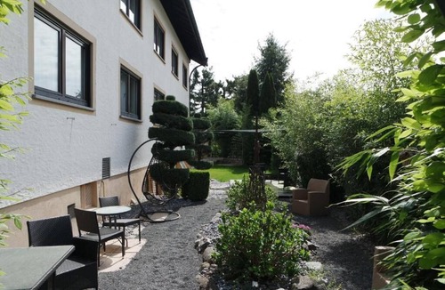Ailingen Apartment | Double room, 20 sqm with private bathroom, max. 2 persons